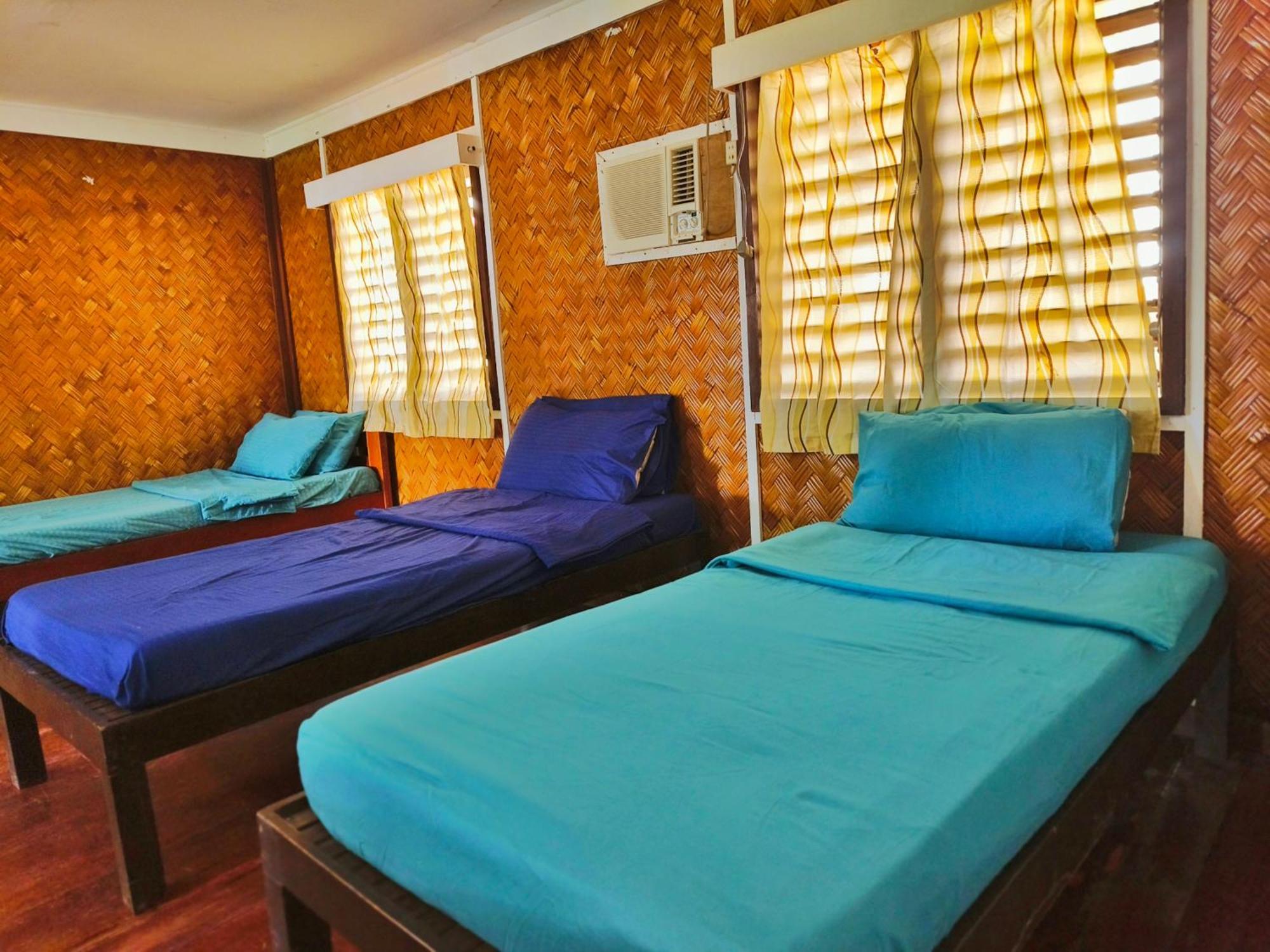 Lokal Hut Bed And Breakfast Puerto Princesa Εξωτερικό φωτογραφία